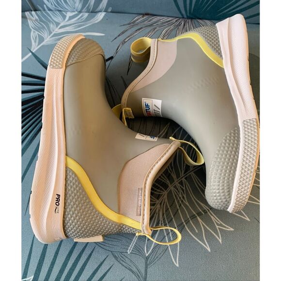 NEW Xtratuf 6 Inch Ankle Deck Sport WATERPROOF Gray Boots women 8 - Picture 7 of 8